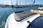 Yachtcharter Sealine C390 3cab Tireless aussenansicht 10