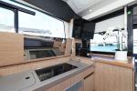 Yachtcharter Sealine C390 3cab Tireless aussenansicht 21