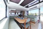 Yachtcharter Bali4 Hermine 15