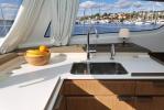 Yachtcharter Bali Catspace Rolling Stone aussenansicht 24