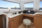 Yachtcharter Bali Catspace Rolling Stone aussenansicht 25