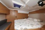 Yachtcharter Bali Catspace Rolling Stone aussenansicht 32