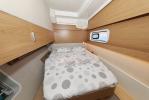 Yachtcharter Bali Catspace Rolling Stone aussenansicht 33