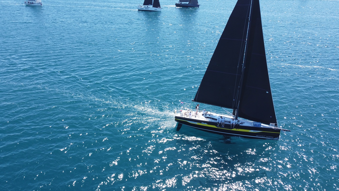 Yachtcharter ElanE6 Odin