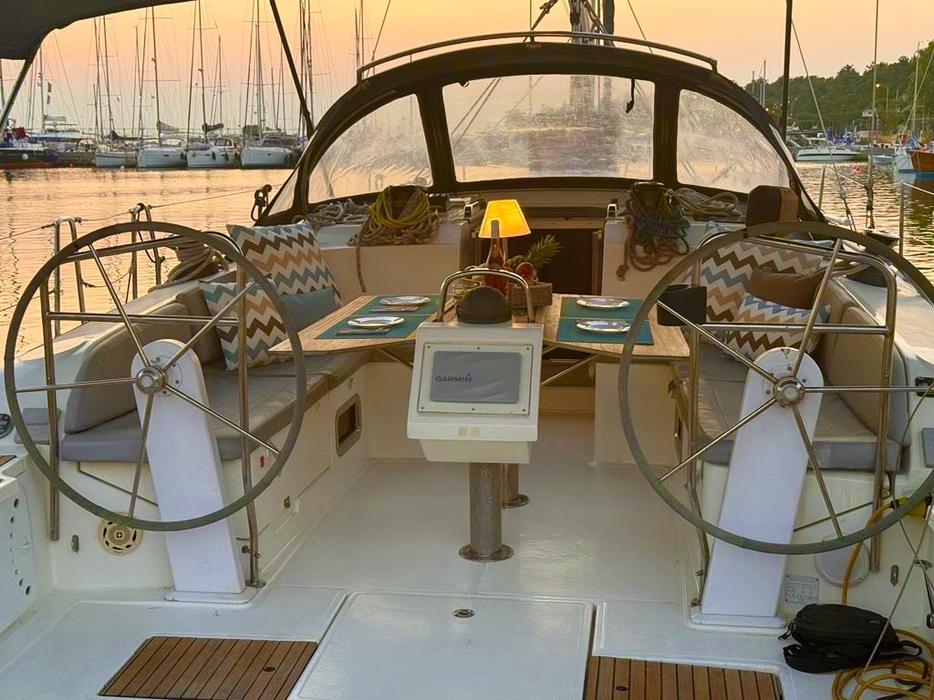 Yachtcharter BavariaCruiser46 Aquilo