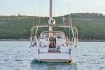 Yachtcharter ElanE4 Alisa 10