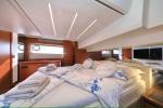 Yachtcharter Prestige520 Medusa 25