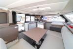 Yachtcharter Isla40 First Step 9