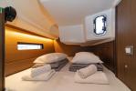 Yachtcharter Oceanis40 First Touch 13