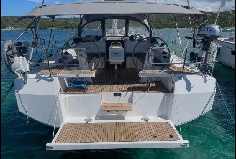 Yachtcharter BavariaC42 Horizon