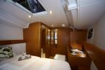 Yachtcharter SunOdyssey449 Genesis 9