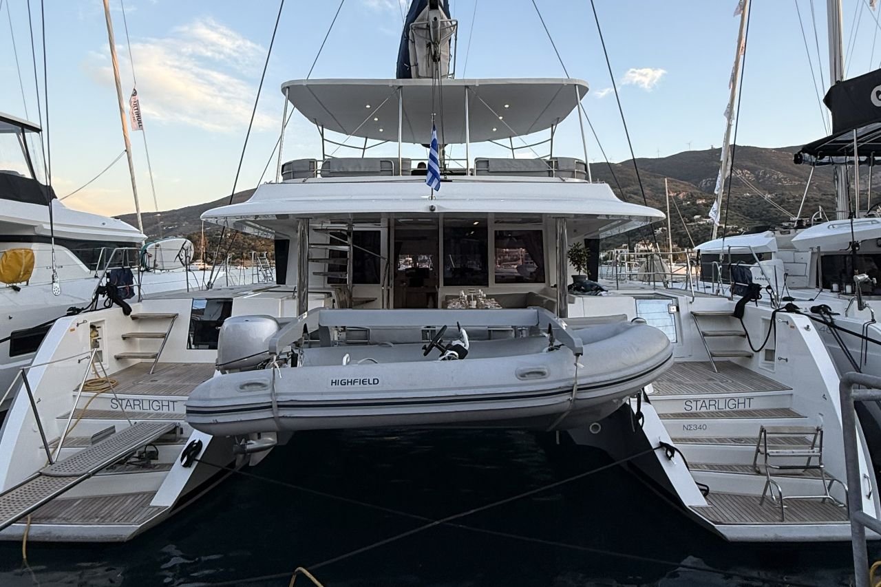 Yachtcharter Lagoon560S2 51cab Starlight (Crewed)