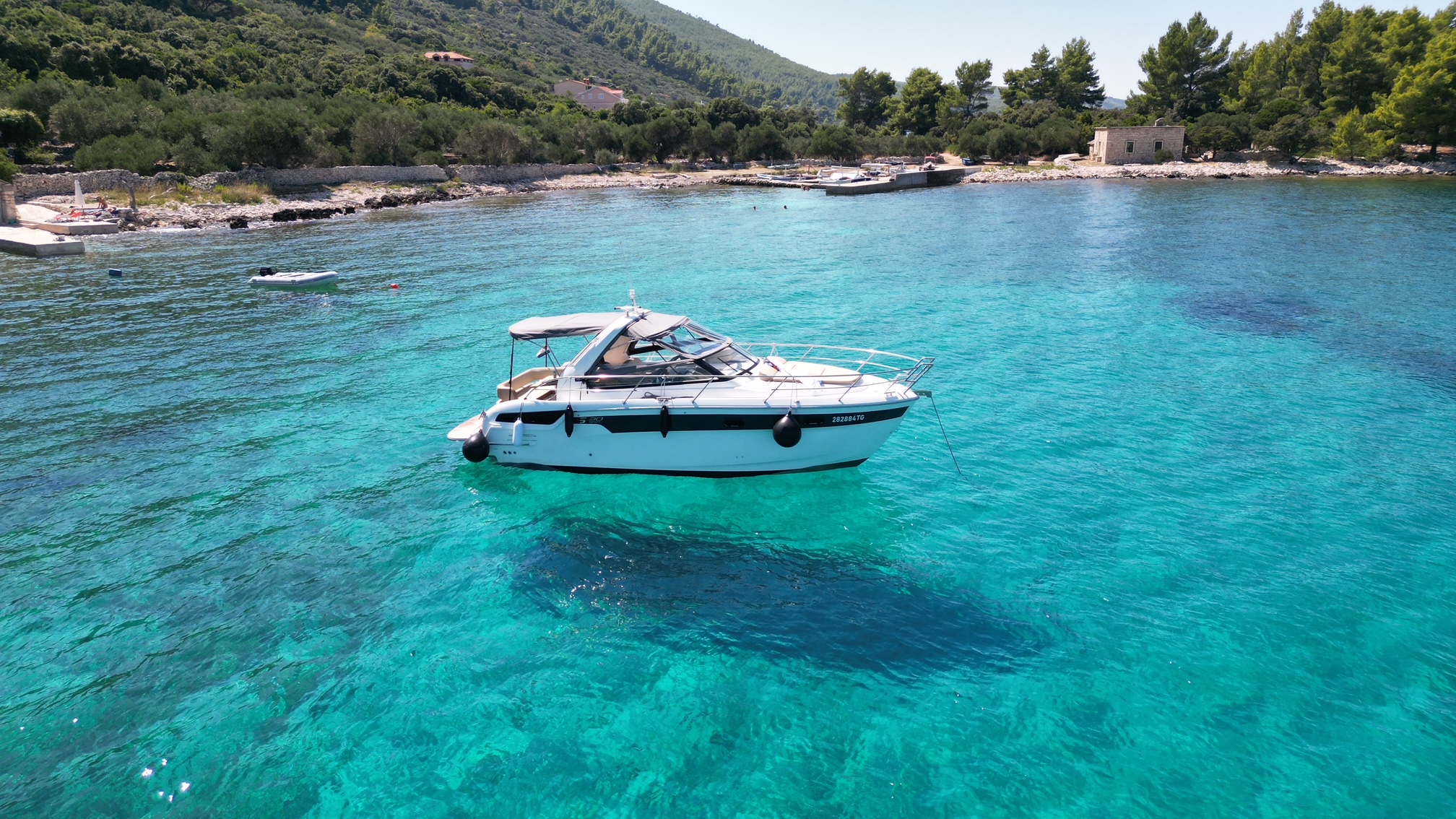 Yachtcharter BavariaS30 Lui