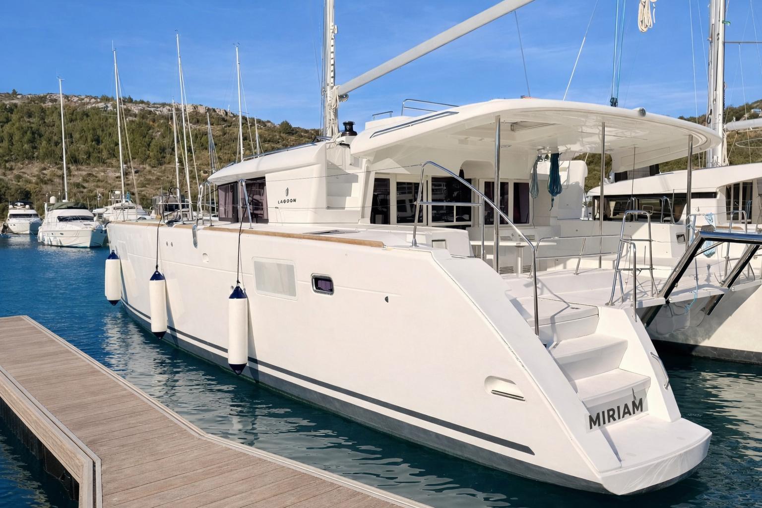 Yachtcharter Lagoon450F Miriam