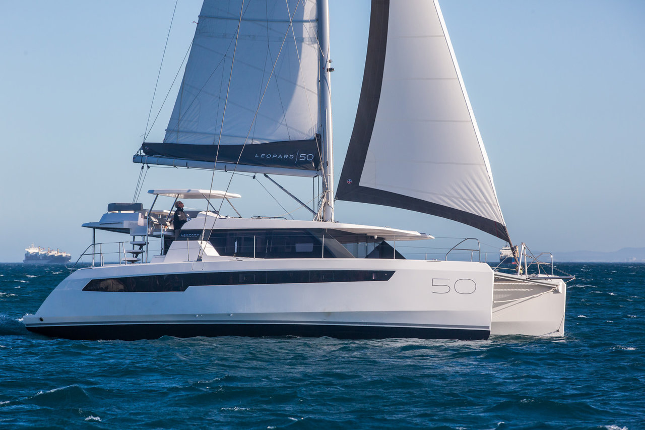 Yachtcharter Leopard50 51cab Sonea