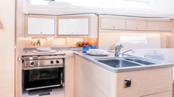 DUFOUR37-6 Innenansicht