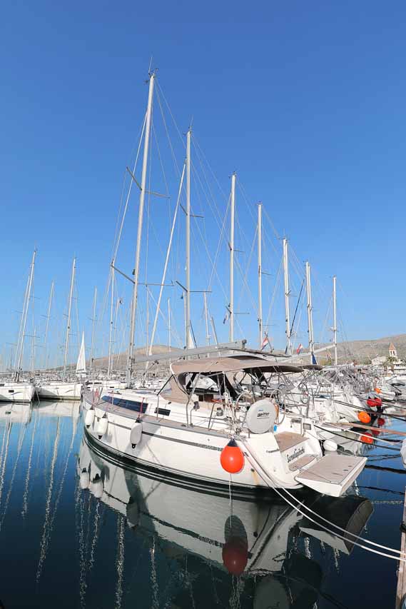 Yachtcharter BavariaCruiser37 Sursulapitschi