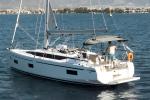 Yachtcharter BavariaC38 Coconut 1