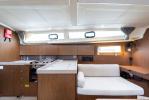 Yachtcharter Oceanis41 Elena 12