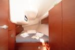 Yachtcharter Hanse418 Azur 12