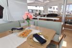 Yachtcharter Bali Catspace Sapphire aussenansicht 17