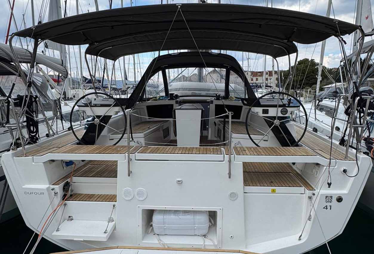 Yachtcharter Dufour41 Fuego del Viento