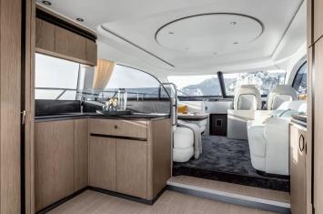 Azimut53Fly-11 Innenansicht