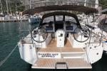 Yachtcharter SunOdyssey410 Shaken Not Stirred 1