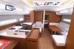 Yachtcharter Sun Odyssey 410 3cab Signum Bravo aussenansicht 3