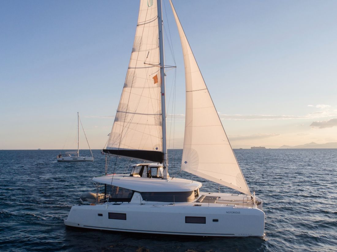 Yachtcharter Lagoon42 Notorious
