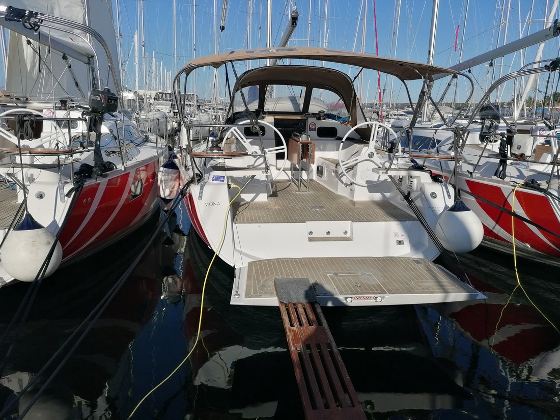 Yachtcharter Elan40Impression Mona