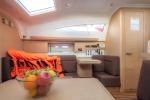 Yachtcharter Elan40Impression Mona 4