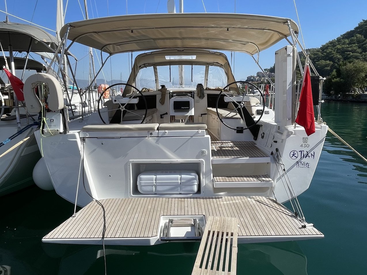 Yachtcharter Dufour430GrandLarge Tian