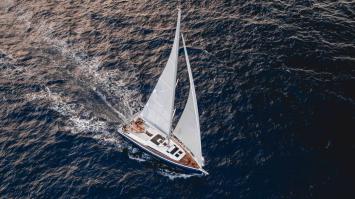 Oceanis47-4cab-5 Innenansicht