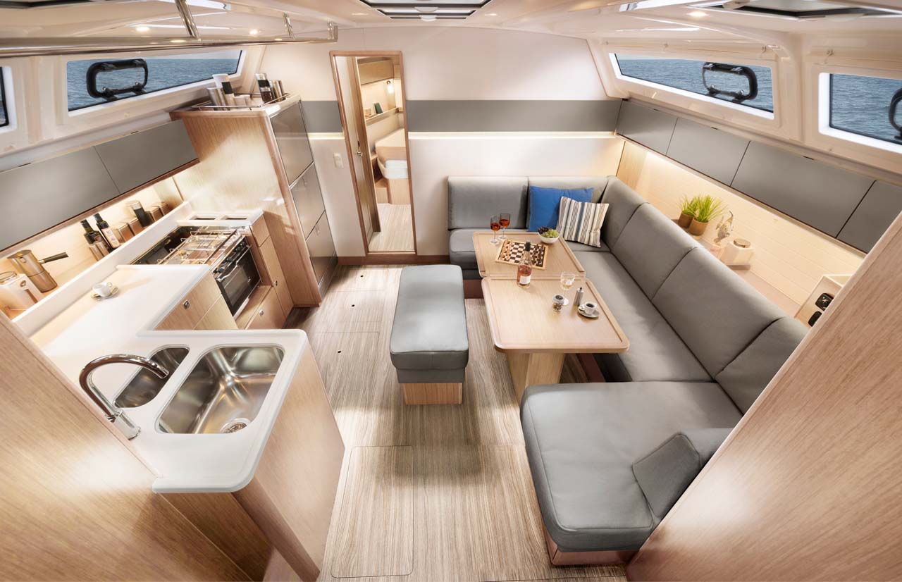 Yachtcharter BavariaVoyager45 4