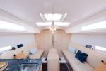 Yachtcharter Dufour32 Major Tom 1