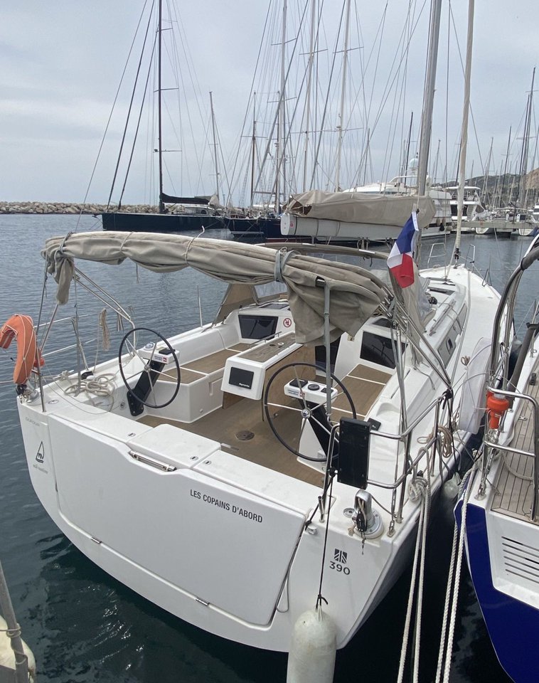 Yachtcharter Dufour390GrandLarge Les Copains D