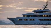 Yachtcharter MSCustomLine49m Black Swan 2