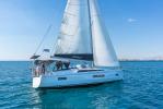 Yachtcharter Oceanis40 Roza 14