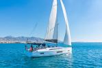 Yachtcharter Oceanis40 Roza 18