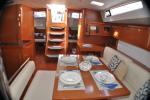 Yachtcharter Oceanis48 5Cab Cheeky Lady 3
