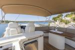 Yachtcharter SunseekerManhattan84 Skywater 9
