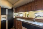 Yachtcharter SunseekerManhattan84 Skywater 18