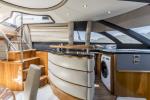 Yachtcharter SunseekerManhattan84 Skywater 21
