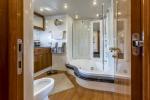 Yachtcharter SunseekerManhattan84 Skywater 27