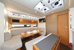 Yachtcharter Hanse 510 4 1 cab Alma OW aussenansicht 7
