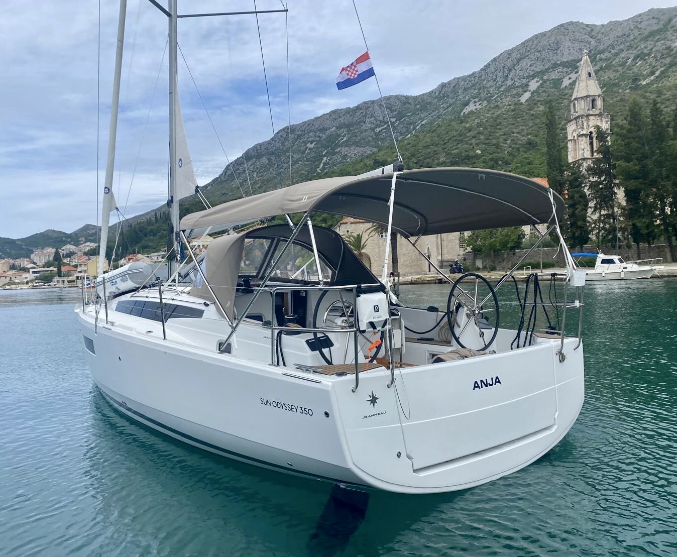 Yachtcharter SunOdyssey350 3cab Anja 2