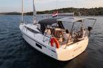 Yachtcharter Bavaria C42 Vento Estivo aussenansicht 4