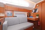 Yachtcharter BavariaC42 Antares 14