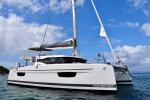 Yachtcharter Isla40 Firefly 3